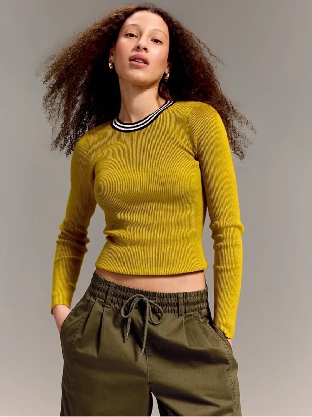 Ribbed Crew Neck Sweater in Mustard Yellow